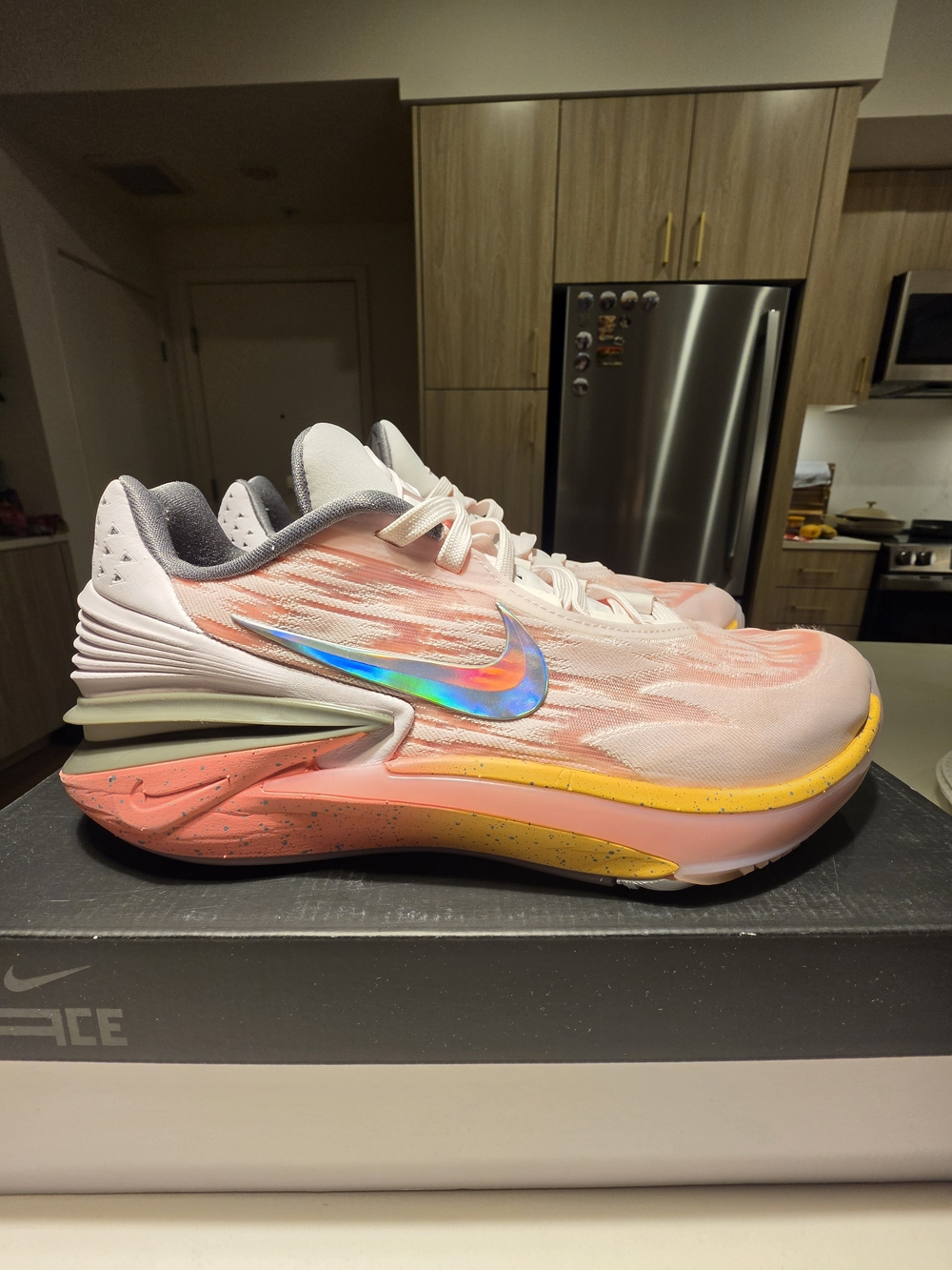 Nike Air Zoom G.T Cut - Size 9